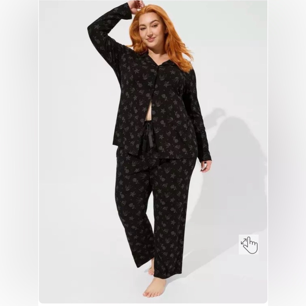 🆕 Torrid Super Soft Button Through Long Sleeve Sleep Shirt size 2 - Picture 2 of 10